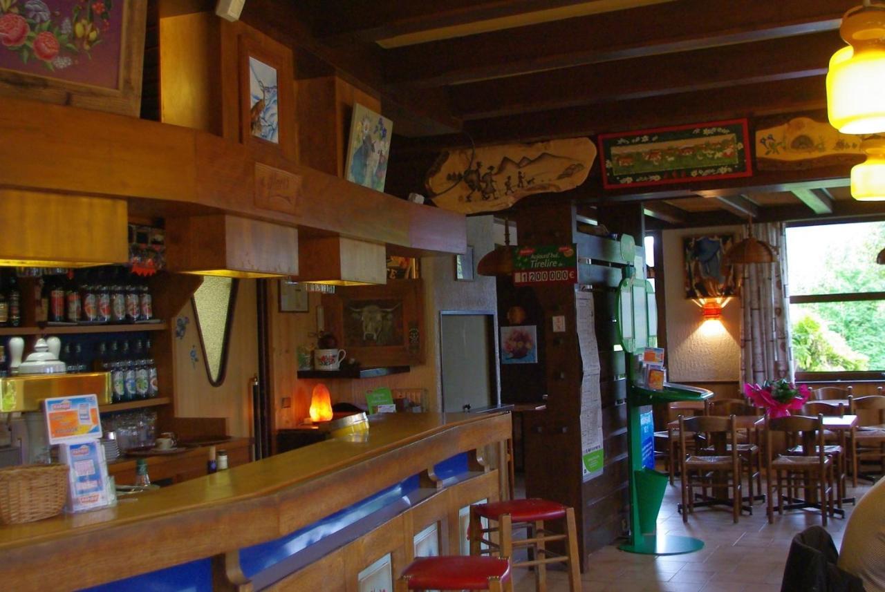 Hotel Le Tourisme Plateau dʼAssy Exteriör bild
