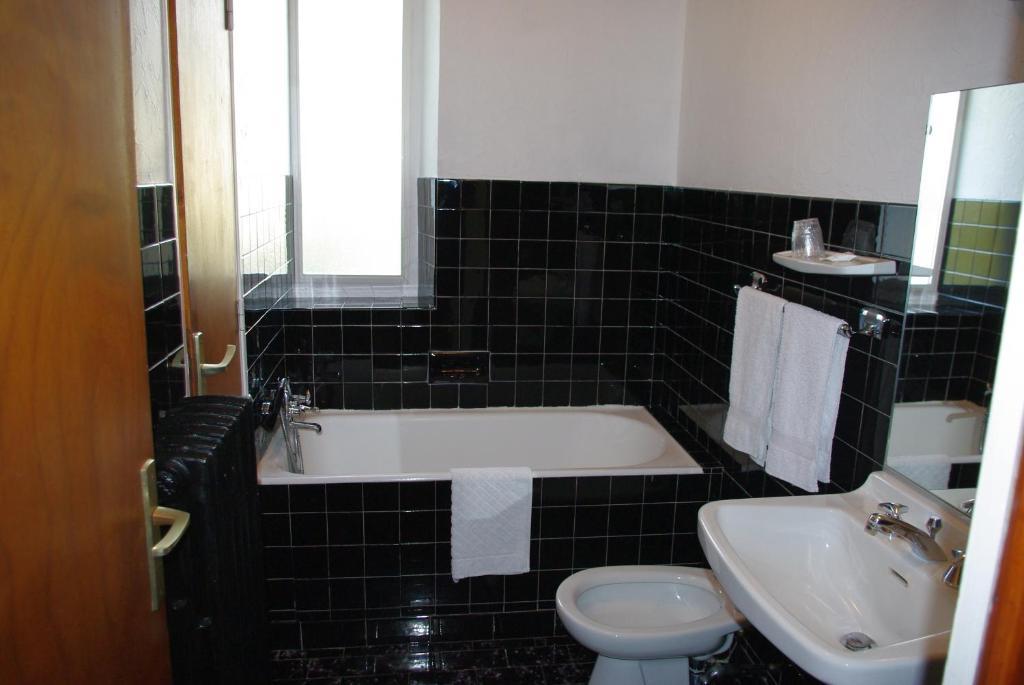 Hotel Le Tourisme Plateau dʼAssy Rum bild